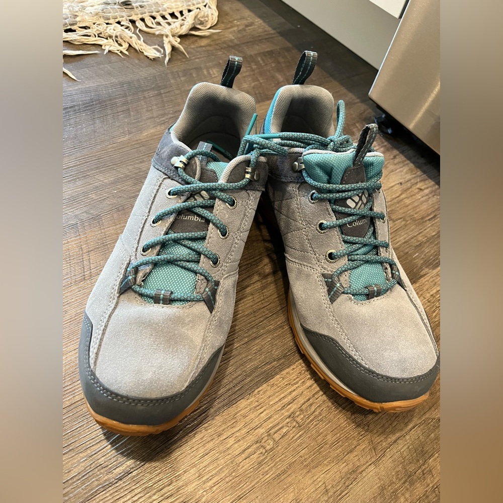 Columbia Hiking Shoes (women’s)